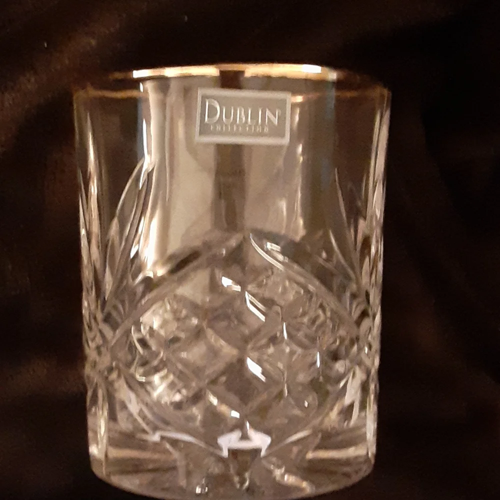 Dublin Collection Cut Crystal set of 4 old fashion glasses gold band 11 oz New…